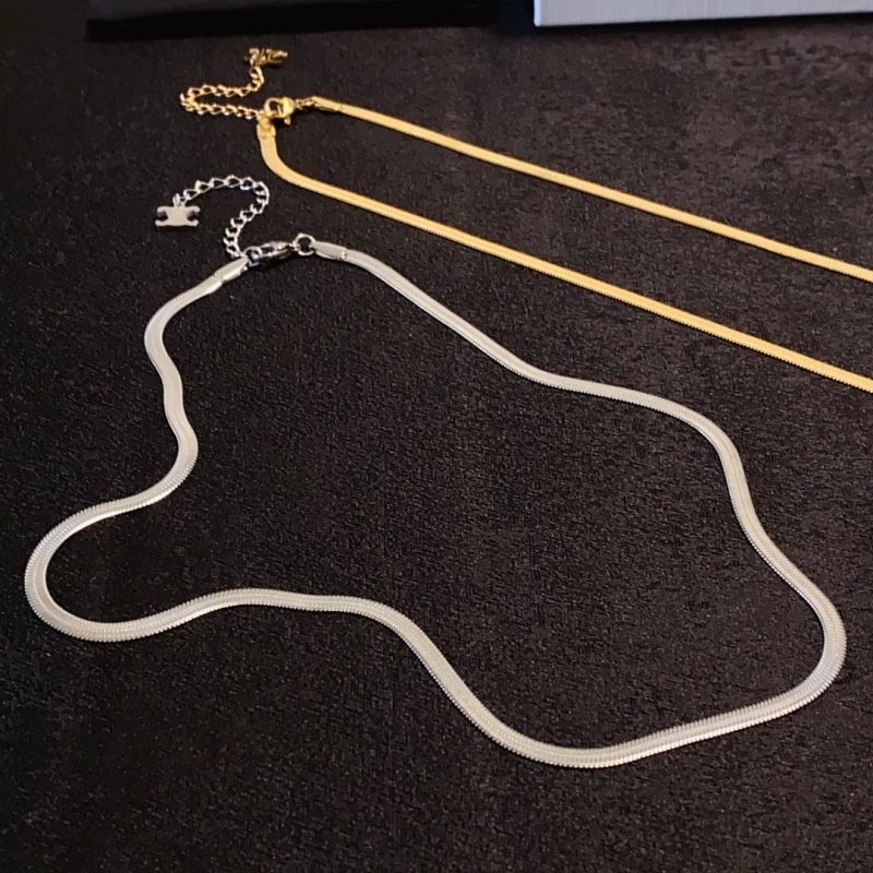 Ce1i*e necklaces